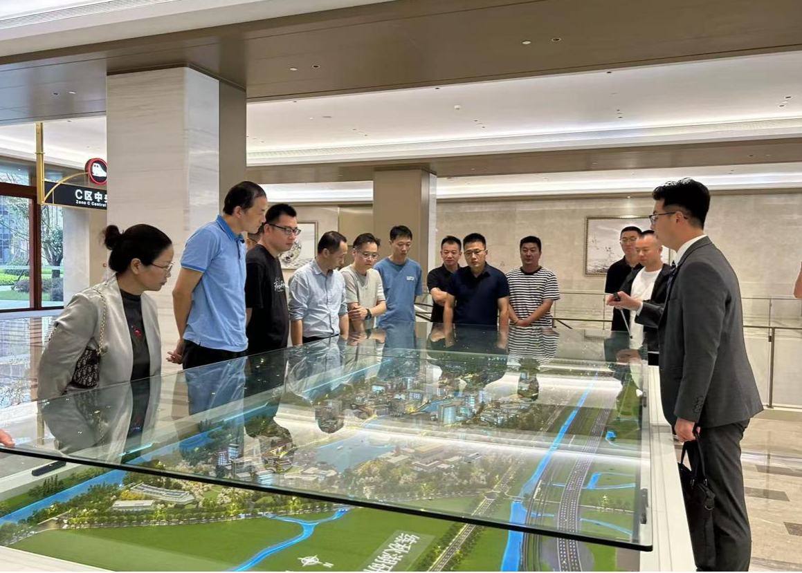 1760947683474059468.png 图片2.png